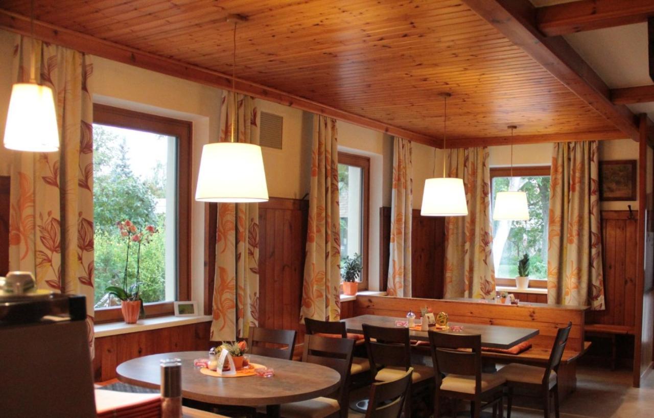 Gasthof Muehlendorfer Lanzenkirchen Exterior foto
